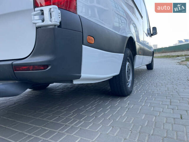 Білий Мерседес Sprinter, об'ємом двигуна 2 л та пробігом 217 тис. км за 24900 $, фото 6 на Automoto.ua