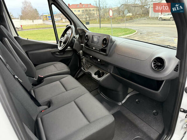 Белый Мерседес Sprinter, объемом двигателя 2 л и пробегом 237 тыс. км за 27200 $, фото 20 на Automoto.ua