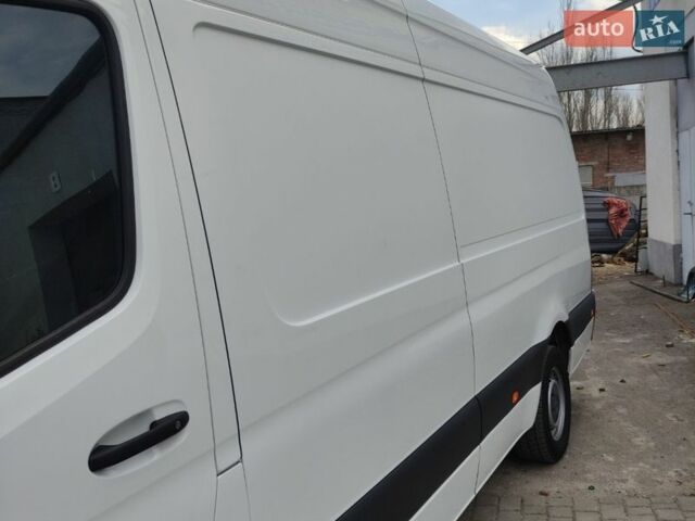 Белый Мерседес Sprinter, объемом двигателя 1.99 л и пробегом 215 тыс. км за 30500 $, фото 10 на Automoto.ua