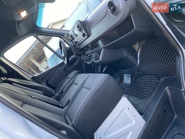 Білий Мерседес Sprinter, об'ємом двигуна 2.08 л та пробігом 213 тис. км за 26600 $, фото 41 на Automoto.ua