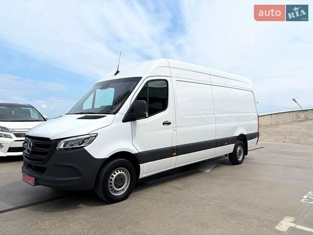 Белый Мерседес Sprinter, объемом двигателя 2.2 л и пробегом 290 тыс. км за 29900 $, фото 23 на Automoto.ua