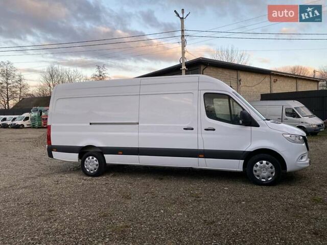 Белый Мерседес Sprinter, объемом двигателя 2.08 л и пробегом 231 тыс. км за 26999 $, фото 16 на Automoto.ua
