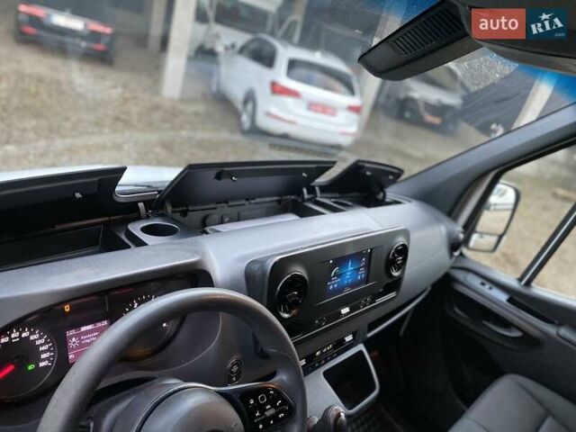 Белый Мерседес Sprinter, объемом двигателя 2.08 л и пробегом 231 тыс. км за 26999 $, фото 51 на Automoto.ua