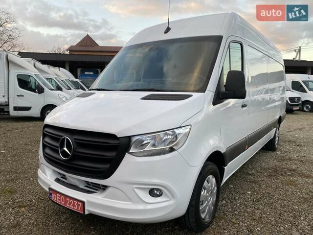 Белый Мерседес Sprinter, объемом двигателя 2.08 л и пробегом 231 тыс. км за 26999 $, фото 25 на Automoto.ua