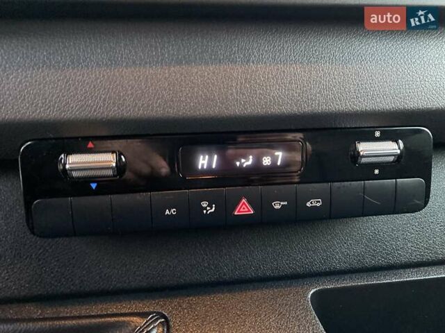 Белый Мерседес Sprinter, объемом двигателя 2.08 л и пробегом 231 тыс. км за 26750 $, фото 54 на Automoto.ua