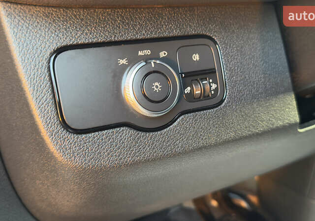 Белый Мерседес Sprinter, объемом двигателя 1.95 л и пробегом 280 тыс. км за 35500 $, фото 57 на Automoto.ua