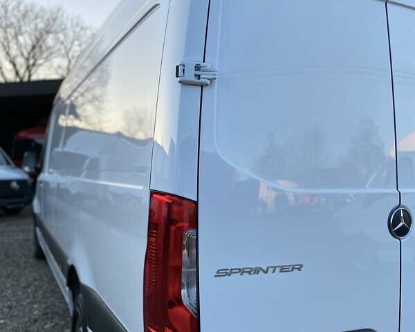 Білий Мерседес Sprinter, об'ємом двигуна 2.08 л та пробігом 213 тис. км за 26350 $, фото 27 на Automoto.ua