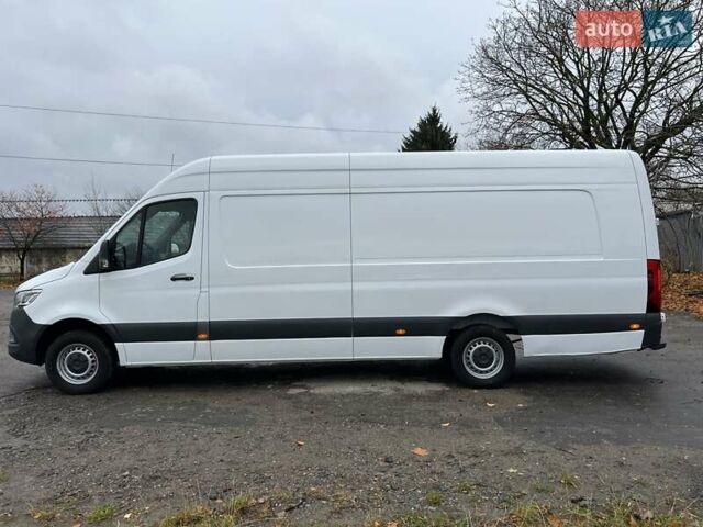 Белый Мерседес Sprinter, объемом двигателя 1.95 л и пробегом 300 тыс. км за 31999 $, фото 5 на Automoto.ua