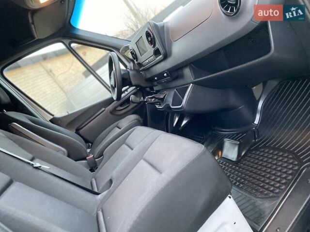 Белый Мерседес Sprinter, объемом двигателя 2.08 л и пробегом 231 тыс. км за 26750 $, фото 39 на Automoto.ua