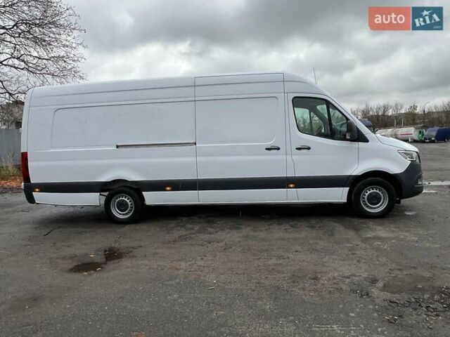 Белый Мерседес Sprinter, объемом двигателя 1.95 л и пробегом 300 тыс. км за 31999 $, фото 11 на Automoto.ua