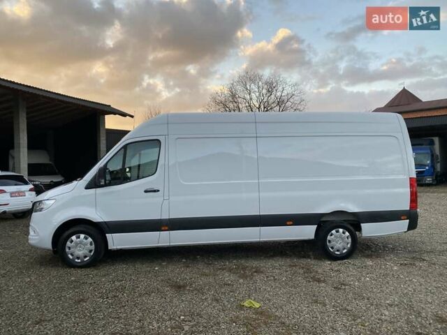 Белый Мерседес Sprinter, объемом двигателя 2.08 л и пробегом 231 тыс. км за 26750 $, фото 4 на Automoto.ua