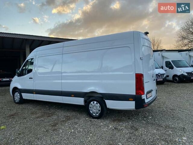 Белый Мерседес Sprinter, объемом двигателя 2.08 л и пробегом 231 тыс. км за 26750 $, фото 5 на Automoto.ua