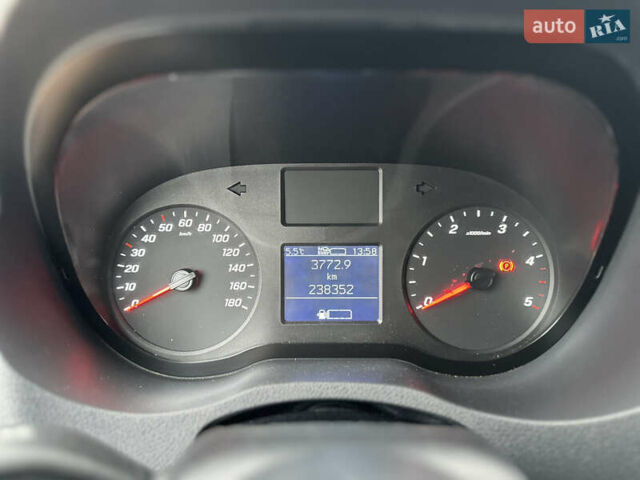 Білий Мерседес Sprinter, об'ємом двигуна 2 л та пробігом 238 тис. км за 25300 $, фото 13 на Automoto.ua