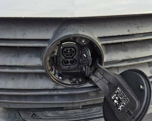 Белый Мерседес Sprinter, объемом двигателя 0 л и пробегом 40 тыс. км за 19800 $, фото 11 на Automoto.ua