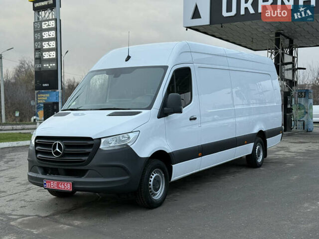 Белый Мерседес Sprinter, объемом двигателя 2 л и пробегом 237 тыс. км за 27200 $, фото 2 на Automoto.ua