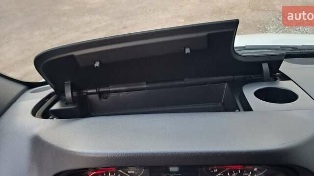 Білий Мерседес Sprinter, об'ємом двигуна 2 л та пробігом 241 тис. км за 34500 $, фото 44 на Automoto.ua