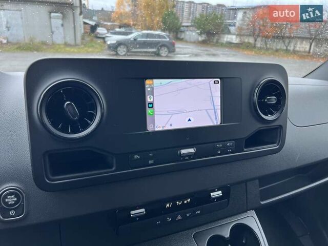 Белый Мерседес Sprinter, объемом двигателя 1.95 л и пробегом 300 тыс. км за 31999 $, фото 40 на Automoto.ua