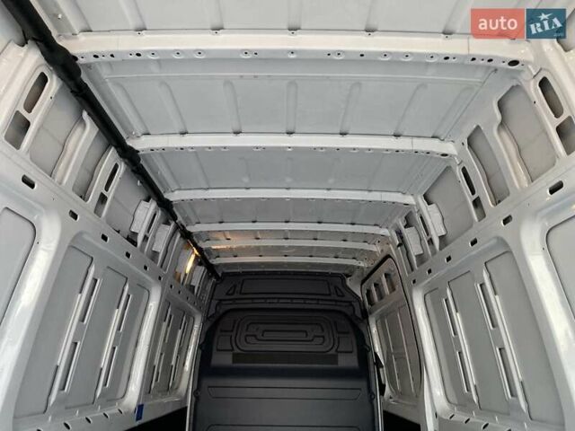 Белый Мерседес Sprinter, объемом двигателя 2.08 л и пробегом 231 тыс. км за 26750 $, фото 32 на Automoto.ua