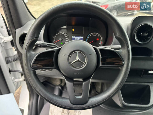 Білий Мерседес Sprinter, об'ємом двигуна 0 л та пробігом 87 тис. км за 21450 $, фото 17 на Automoto.ua