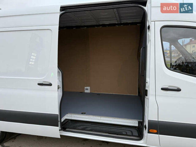 Белый Мерседес Sprinter, объемом двигателя 2 л и пробегом 237 тыс. км за 27200 $, фото 18 на Automoto.ua