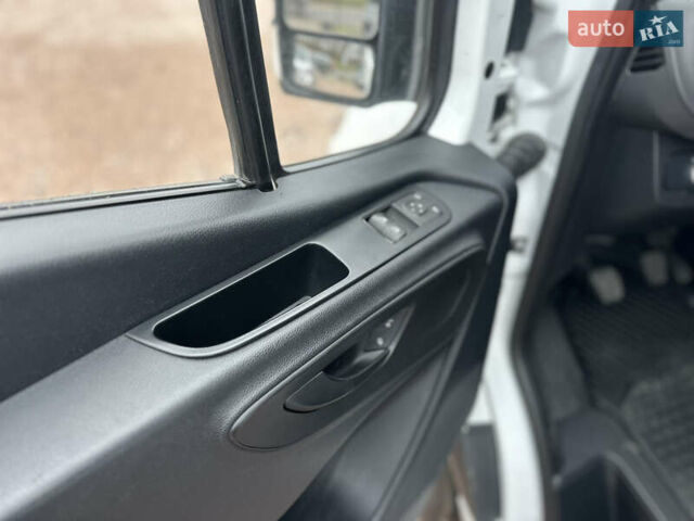Білий Мерседес Sprinter, об'ємом двигуна 2 л та пробігом 238 тис. км за 24300 $, фото 11 на Automoto.ua