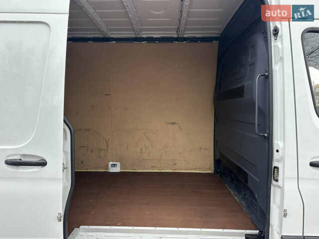 Білий Мерседес Sprinter, об'ємом двигуна 2 л та пробігом 238 тис. км за 25300 $, фото 20 на Automoto.ua