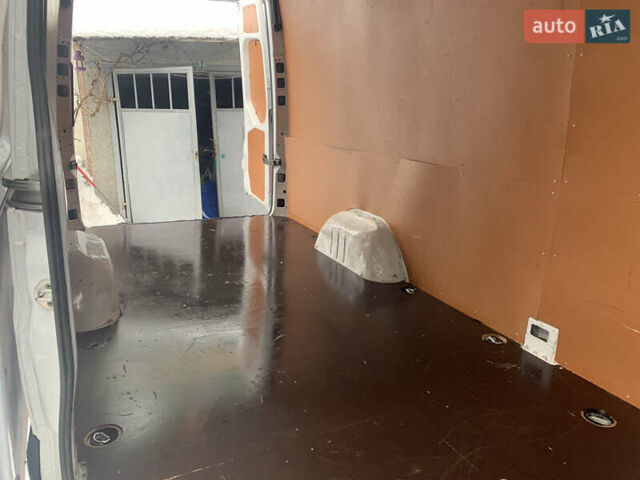 Білий Мерседес Sprinter, об'ємом двигуна 2 л та пробігом 83 тис. км за 28000 $, фото 42 на Automoto.ua