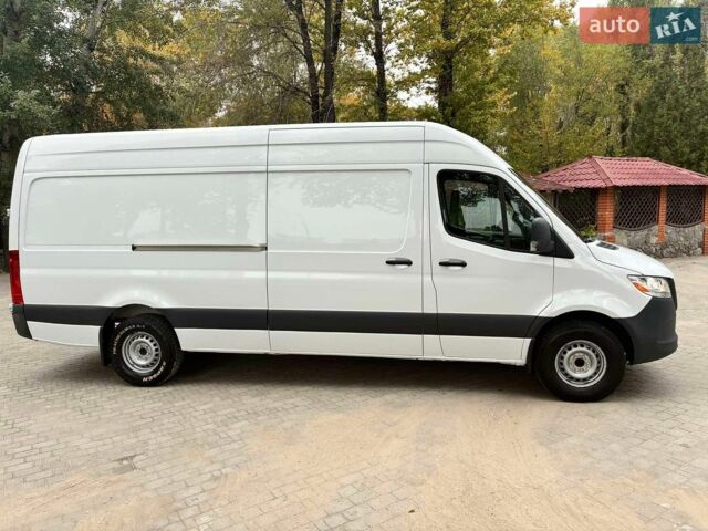 Білий Мерседес Sprinter, об'ємом двигуна 1.99 л та пробігом 84 тис. км за 34999 $, фото 2 на Automoto.ua
