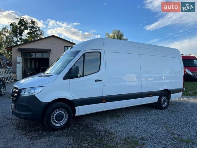 Белый Мерседес Sprinter, объемом двигателя 1.99 л и пробегом 271 тыс. км за 25499 $, фото 4 на Automoto.ua