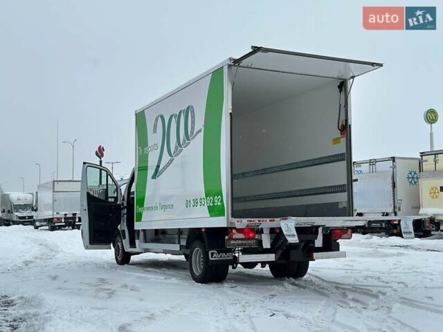 Белый Мерседес Sprinter, объемом двигателя 2.2 л и пробегом 169 тыс. км за 32800 $, фото 23 на Automoto.ua