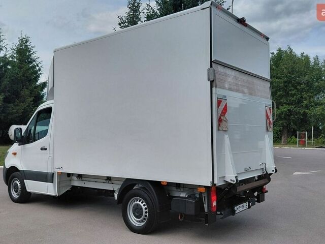 Белый Мерседес Sprinter, объемом двигателя 1.95 л и пробегом 241 тыс. км за 31800 $, фото 9 на Automoto.ua