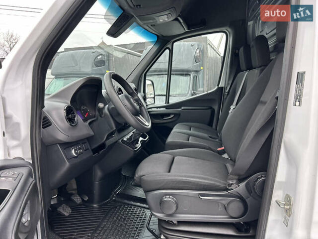Белый Мерседес Sprinter, объемом двигателя 2 л и пробегом 231 тыс. км за 26650 $, фото 38 на Automoto.ua