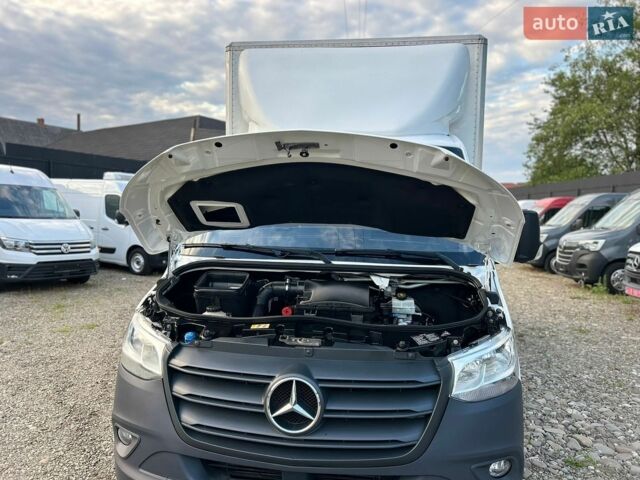 Белый Мерседес Sprinter, объемом двигателя 2.2 л и пробегом 286 тыс. км за 22999 $, фото 33 на Automoto.ua