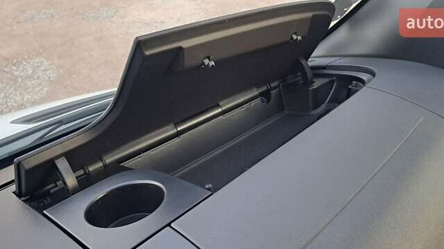 Білий Мерседес Sprinter, об'ємом двигуна 2 л та пробігом 241 тис. км за 34500 $, фото 46 на Automoto.ua