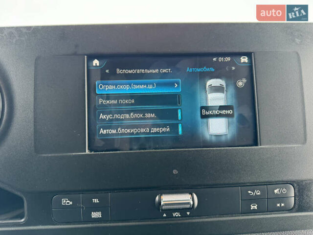 Белый Мерседес Sprinter, объемом двигателя 2.1 л и пробегом 263 тыс. км за 28500 $, фото 93 на Automoto.ua