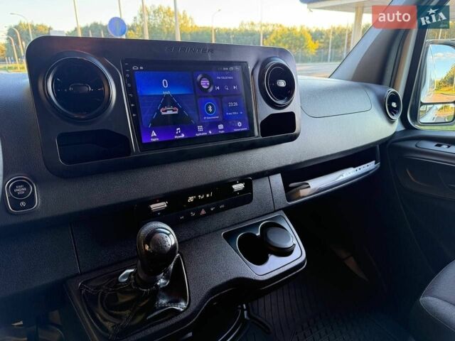 Белый Мерседес Sprinter, объемом двигателя 2 л и пробегом 271 тыс. км за 27899 $, фото 50 на Automoto.ua