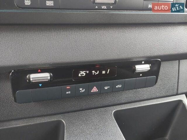 Белый Мерседес Sprinter, объемом двигателя 1.99 л и пробегом 215 тыс. км за 30500 $, фото 22 на Automoto.ua