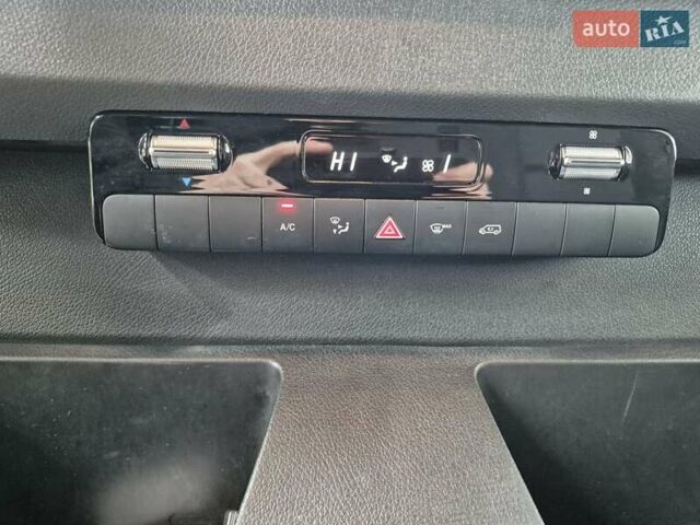 Белый Мерседес Sprinter, объемом двигателя 0 л и пробегом 40 тыс. км за 19800 $, фото 12 на Automoto.ua