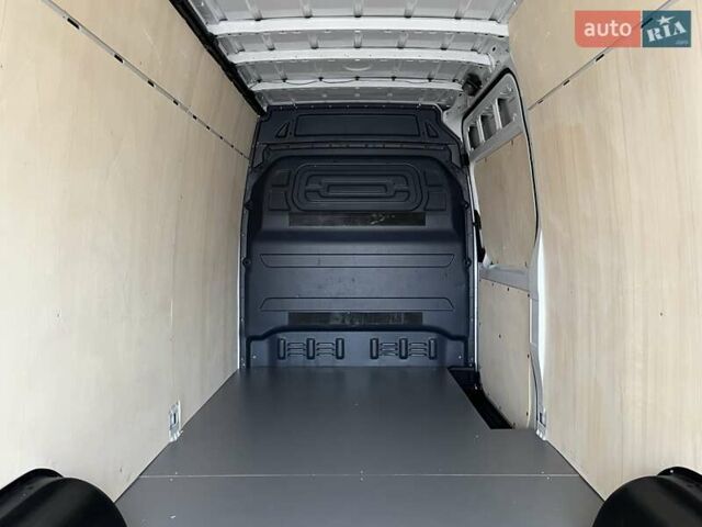 Белый Мерседес Sprinter, объемом двигателя 1.95 л и пробегом 300 тыс. км за 31999 $, фото 28 на Automoto.ua