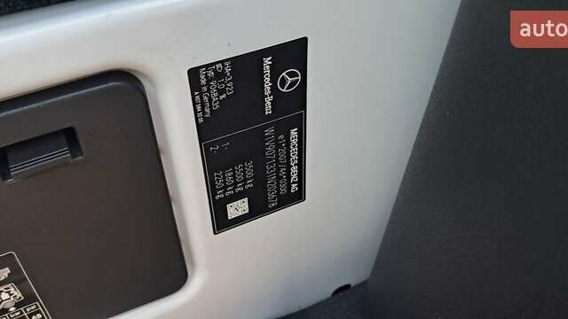 Білий Мерседес Sprinter, об'ємом двигуна 2 л та пробігом 241 тис. км за 34500 $, фото 65 на Automoto.ua