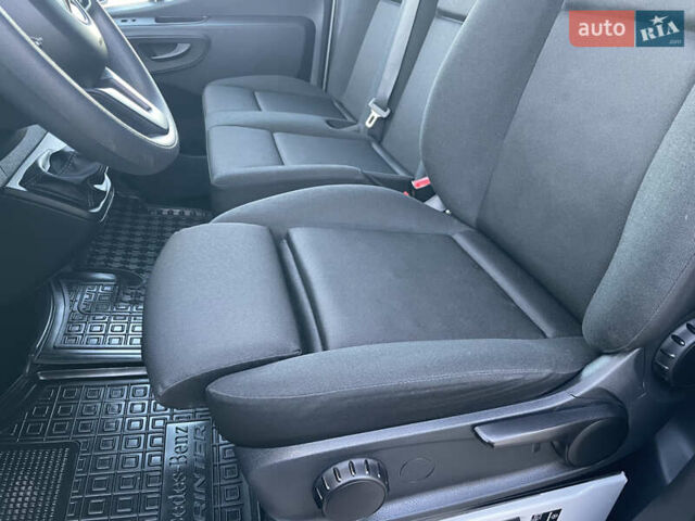 Белый Мерседес Sprinter, объемом двигателя 2 л и пробегом 155 тыс. км за 27900 $, фото 36 на Automoto.ua