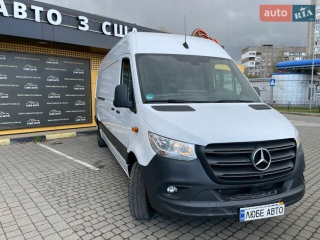 Белый Мерседес Sprinter, объемом двигателя 0 л и пробегом 53 тыс. км за 41500 $, фото 1 на Automoto.ua