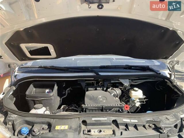 Білий Мерседес Sprinter, об'ємом двигуна 1.95 л та пробігом 243 тис. км за 30000 $, фото 10 на Automoto.ua