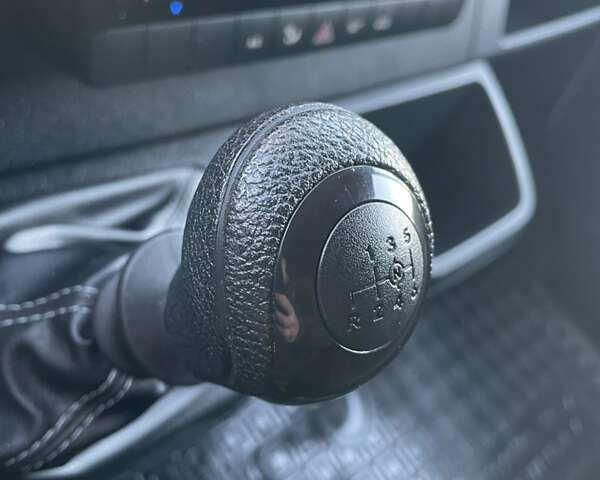 Белый Мерседес Sprinter, объемом двигателя 2 л и пробегом 155 тыс. км за 27900 $, фото 80 на Automoto.ua