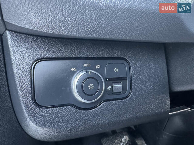 Белый Мерседес Sprinter, объемом двигателя 2 л и пробегом 214 тыс. км за 34800 $, фото 17 на Automoto.ua