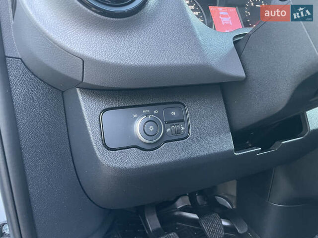 Белый Мерседес Sprinter, объемом двигателя 2 л и пробегом 155 тыс. км за 27900 $, фото 28 на Automoto.ua