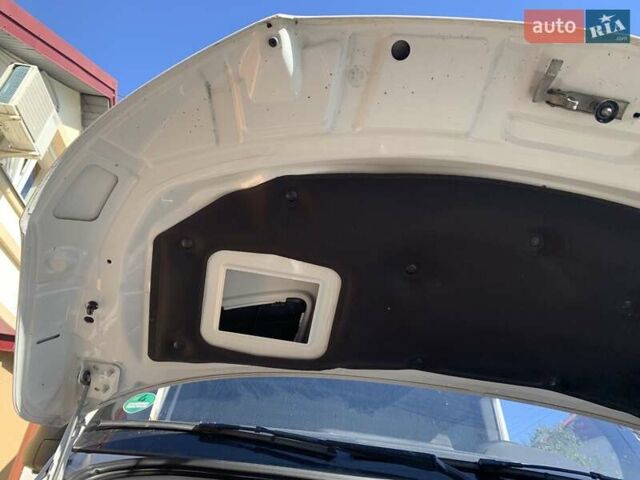 Білий Мерседес Sprinter, об'ємом двигуна 1.95 л та пробігом 243 тис. км за 30000 $, фото 13 на Automoto.ua