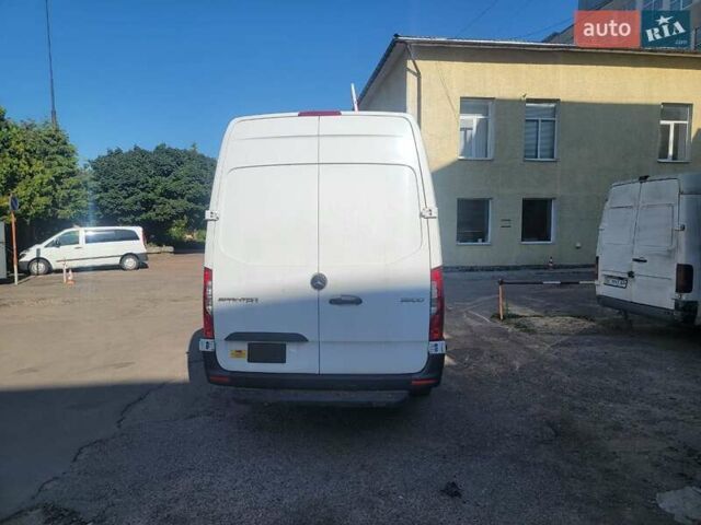 Белый Мерседес Sprinter, объемом двигателя 2 л и пробегом 80 тыс. км за 35000 $, фото 12 на Automoto.ua
