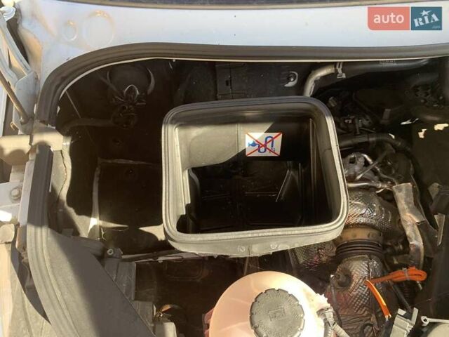 Білий Мерседес Sprinter, об'ємом двигуна 1.95 л та пробігом 243 тис. км за 30000 $, фото 34 на Automoto.ua