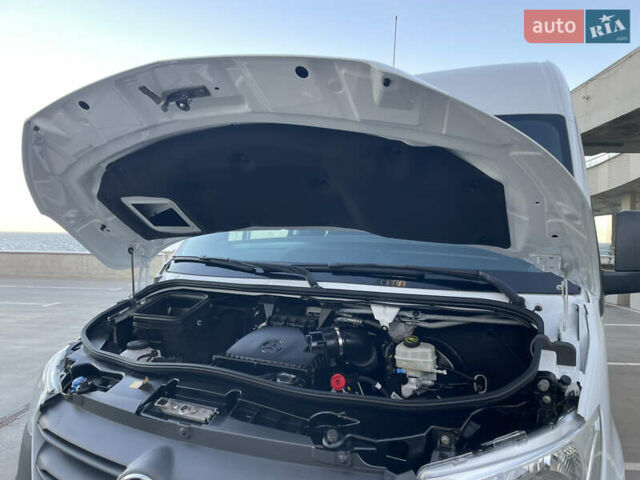 Белый Мерседес Sprinter, объемом двигателя 2 л и пробегом 155 тыс. км за 27900 $, фото 76 на Automoto.ua